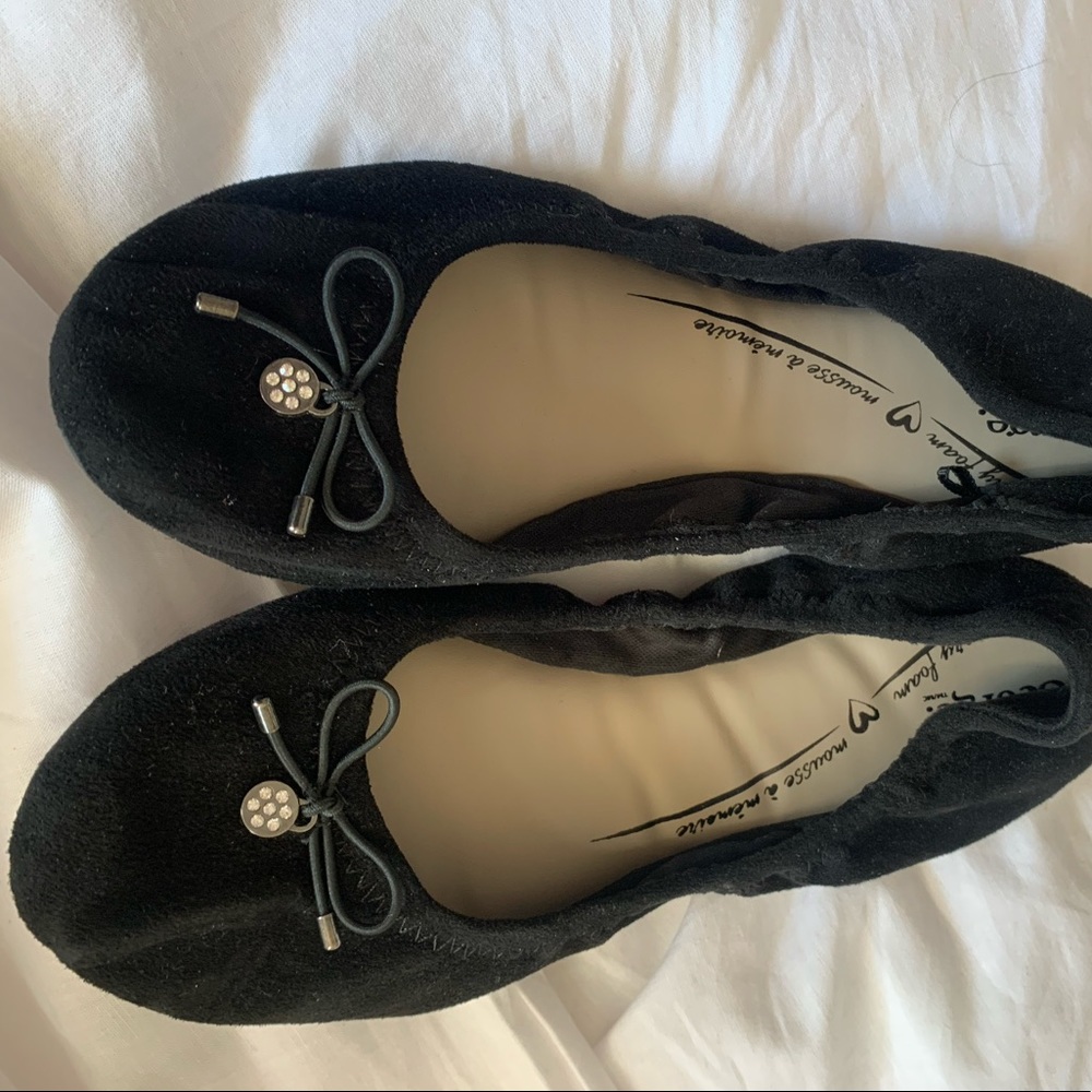 Simple Black Flats